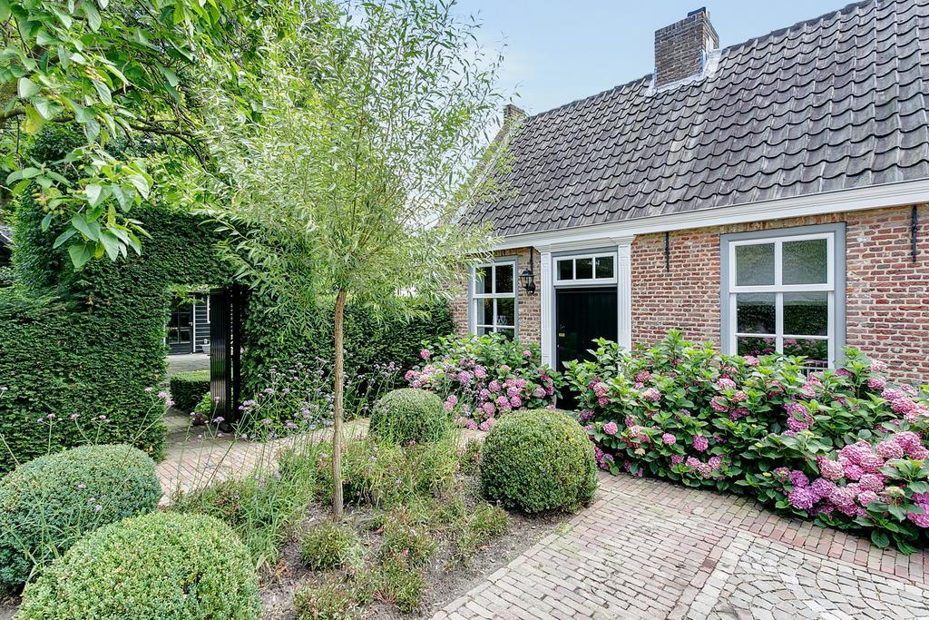 Van Gogh Cottage Нунен Стая снимка